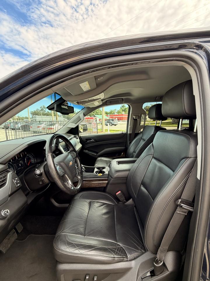 Chevrolet Tahoe photo 11