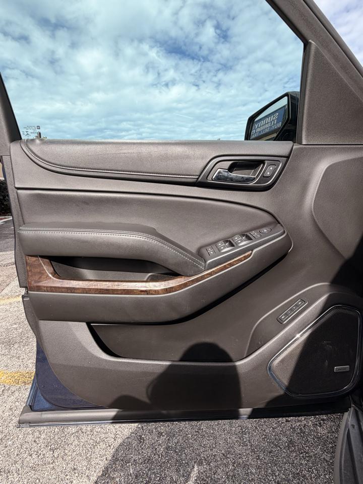 Chevrolet Tahoe photo 17