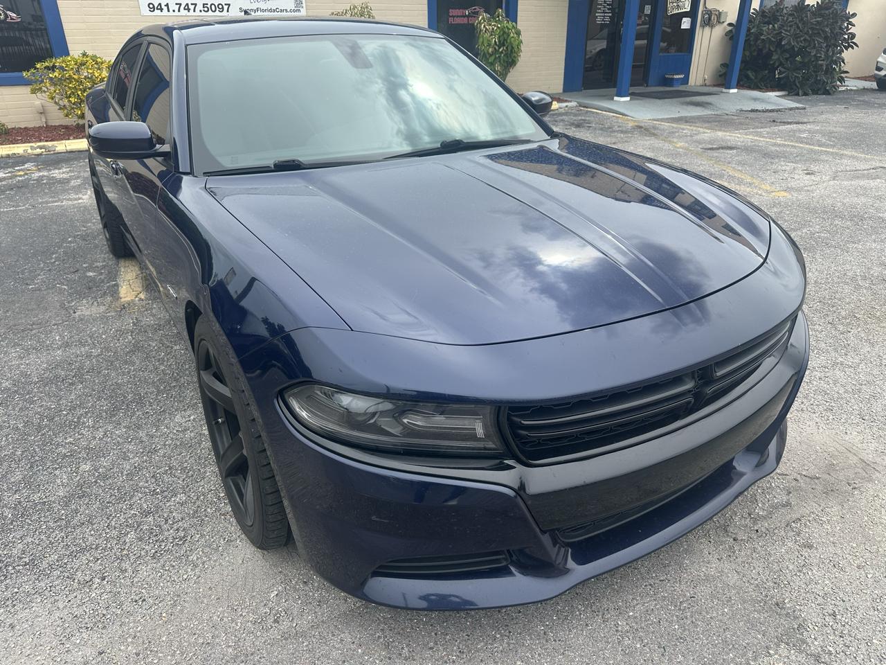 Dodge Charger photo 6
