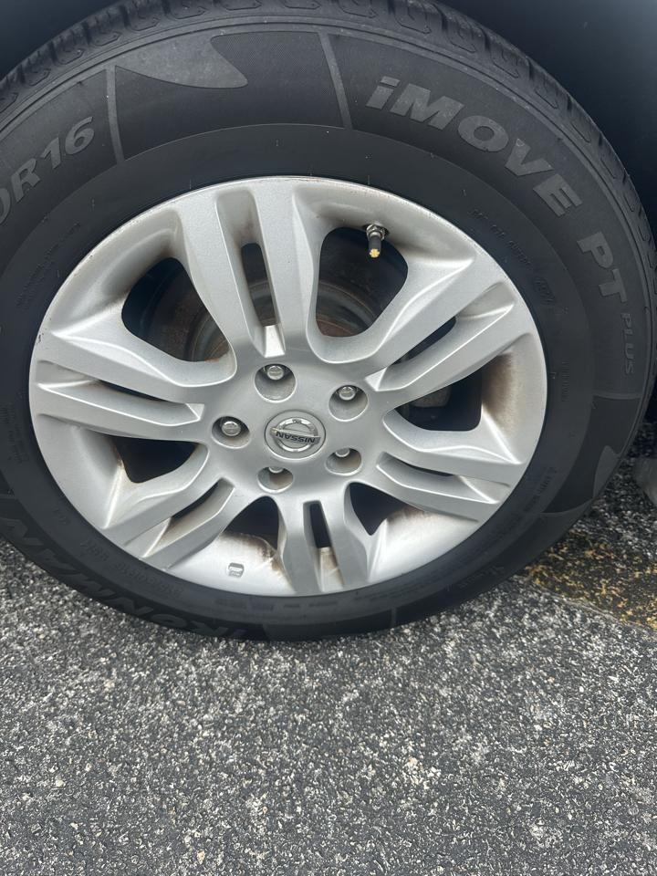 Nissan Altima photo 5