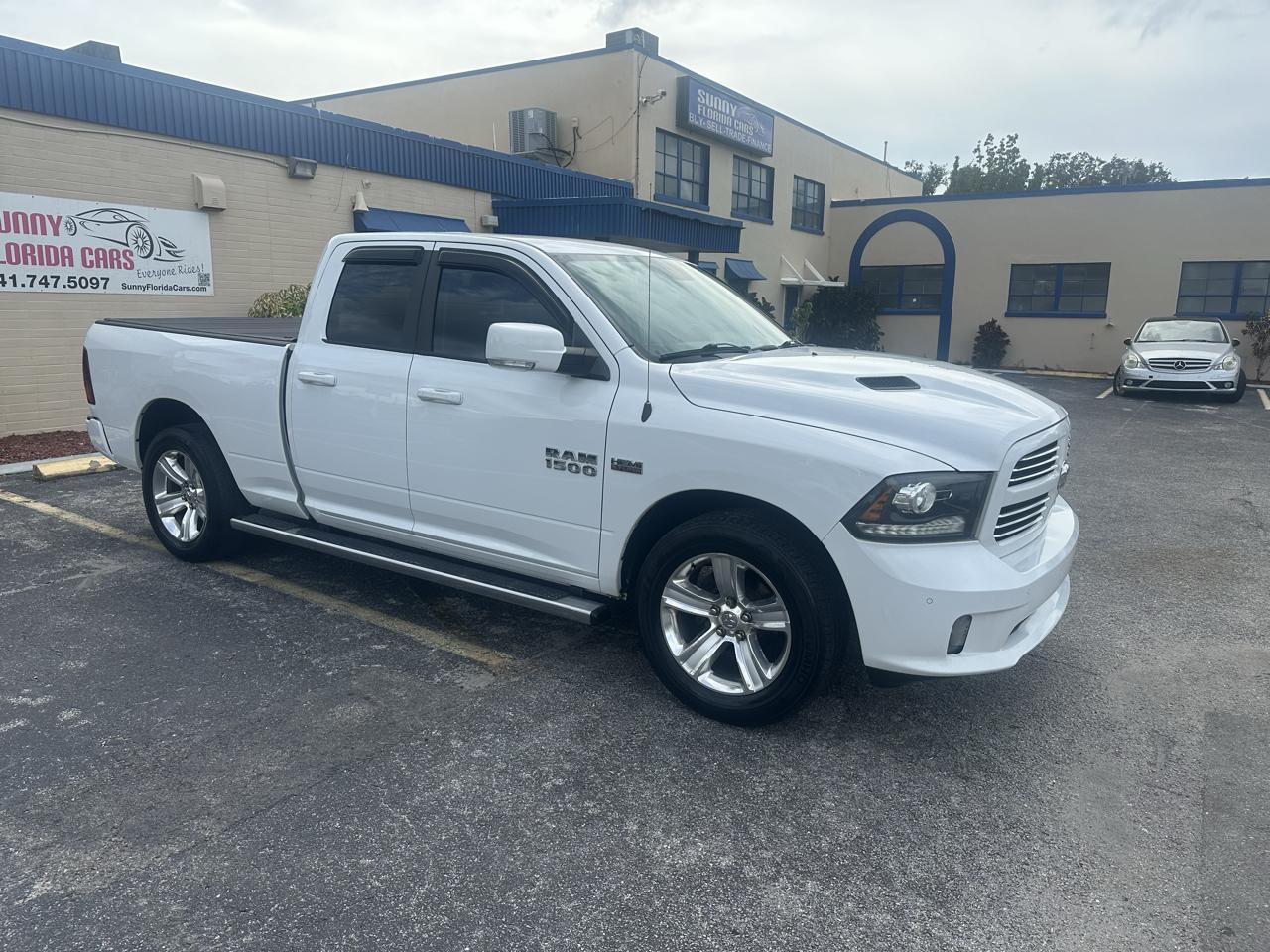 RAM 1500 Sport Quad Cab 2WD 2016