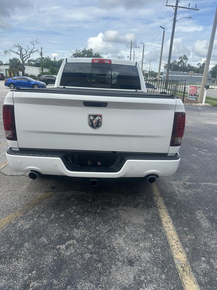 RAM 1500 Sport Quad Cab 2WD 2016