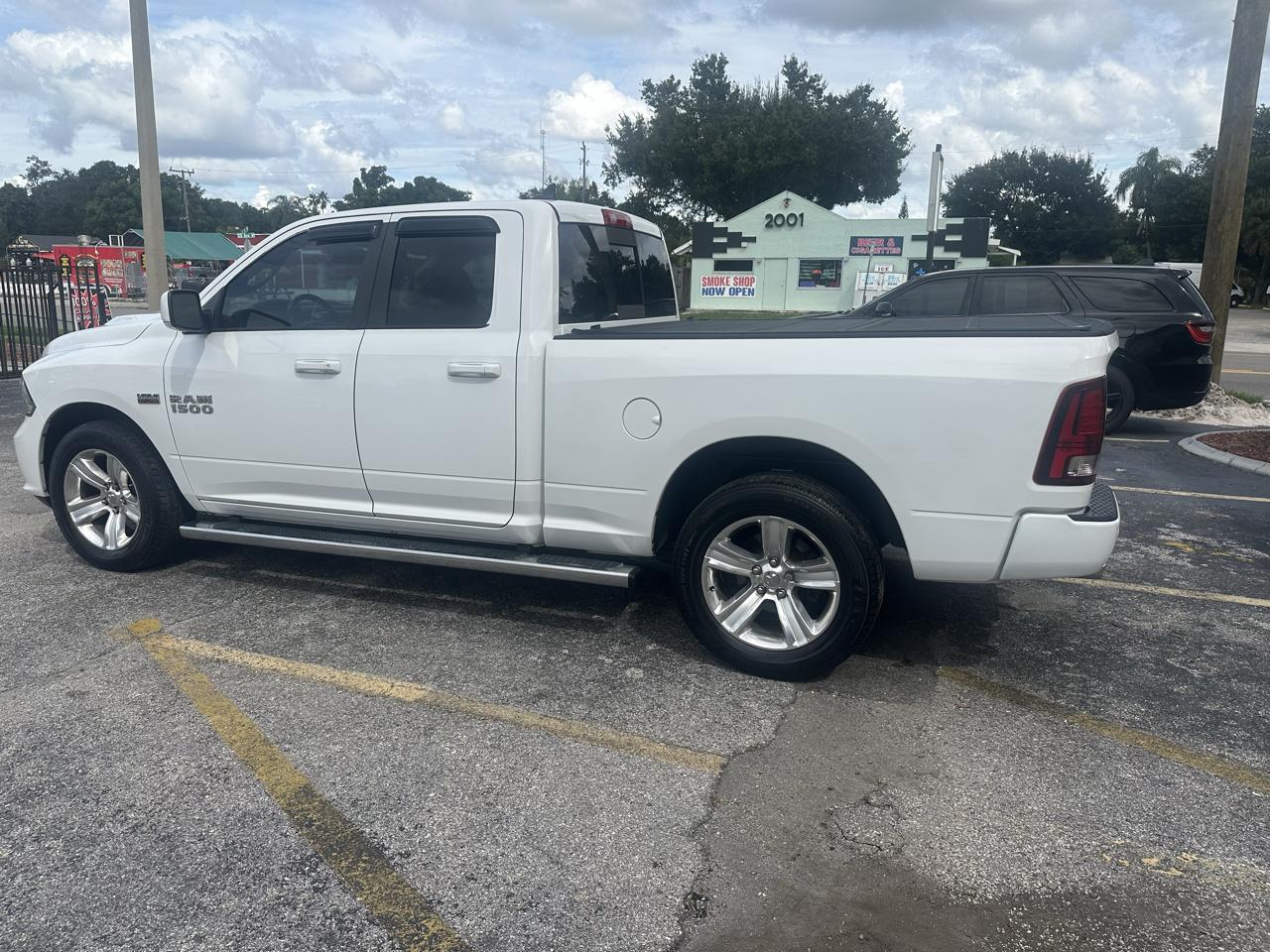 RAM 1500 Sport Quad Cab 2WD 2016