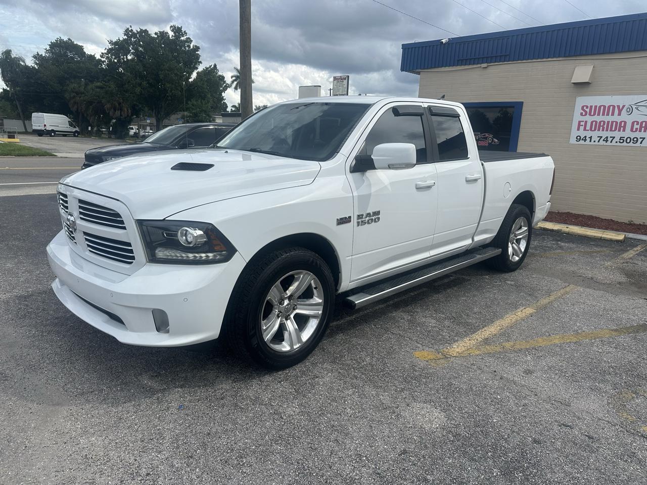 RAM 1500 Sport Quad Cab 2WD 2016