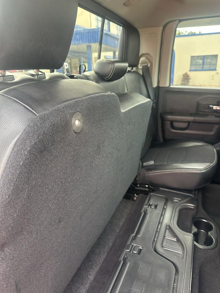RAM 1500 Sport Quad Cab 2WD 2016