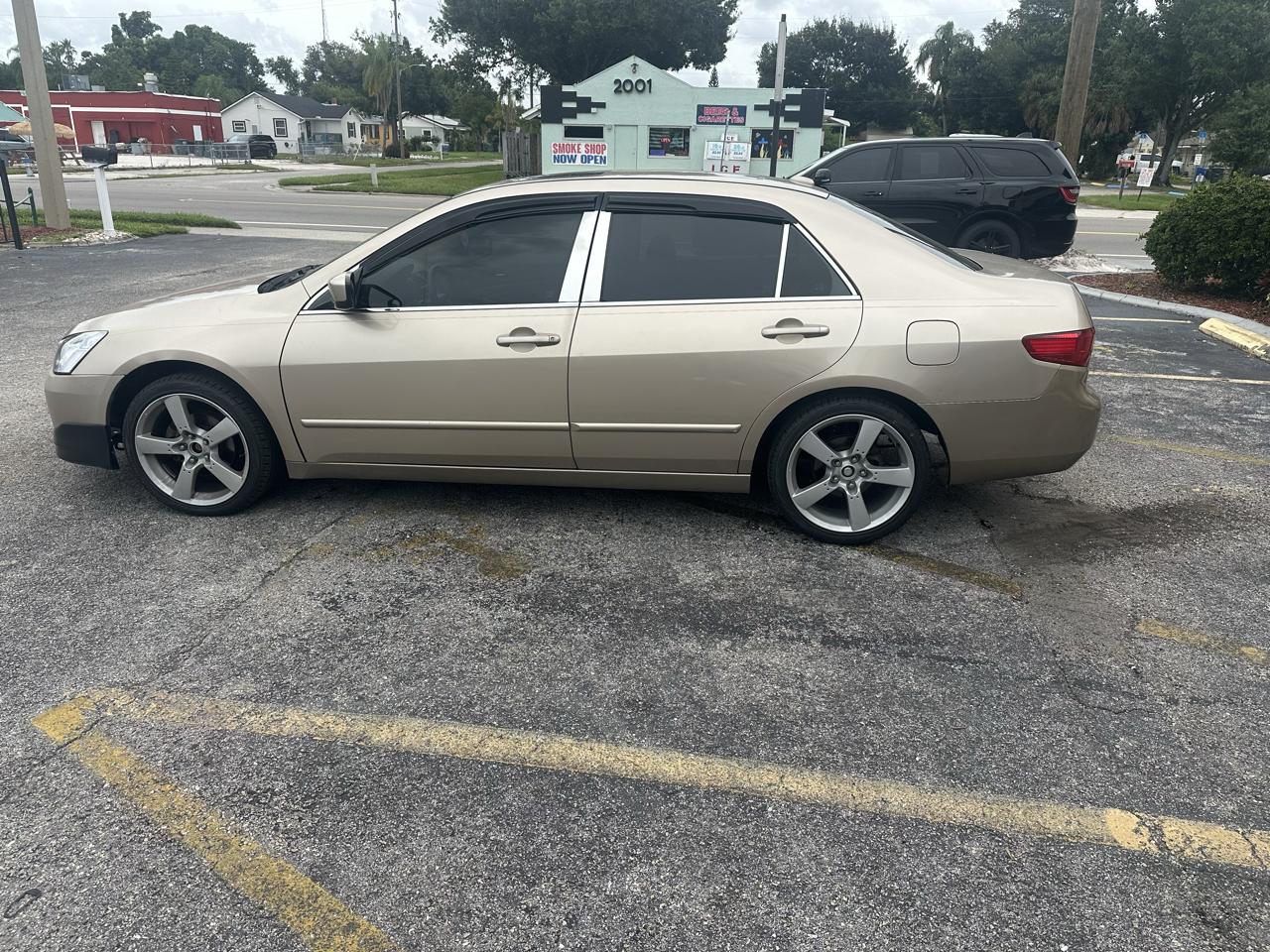 Honda Accord EX-L Sedan AT with XM Radio 2005
