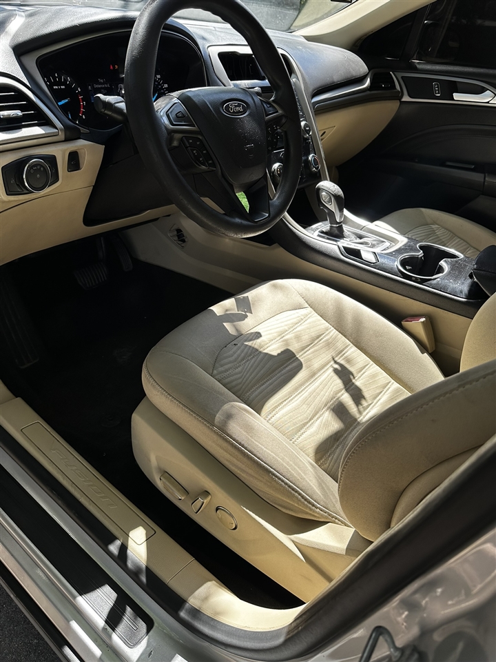 Ford Fusion  2016