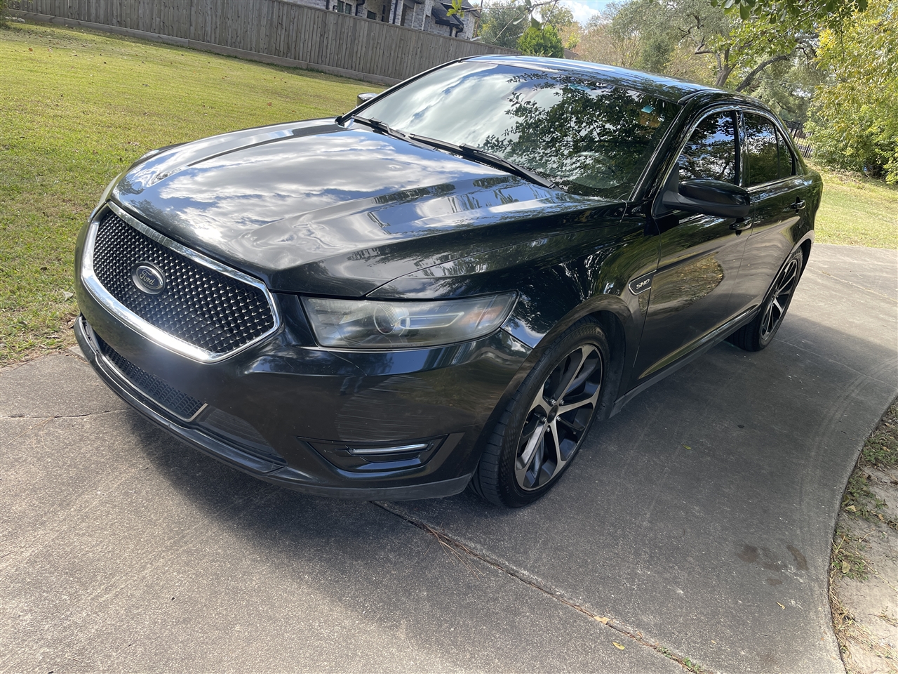 Ford Taurus  2015