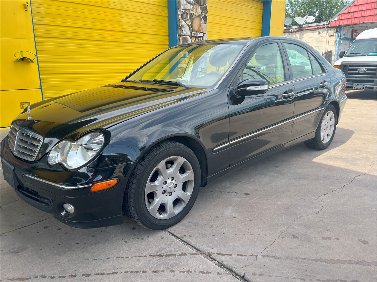 Mercedes-Benz C-Class  2006