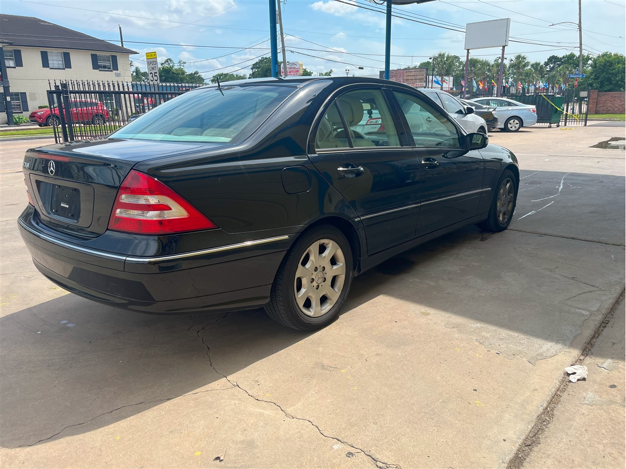 Mercedes-Benz C-Class  2006