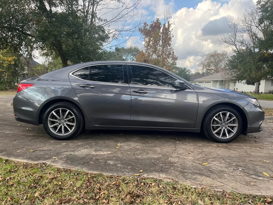 Acura TLX  2018