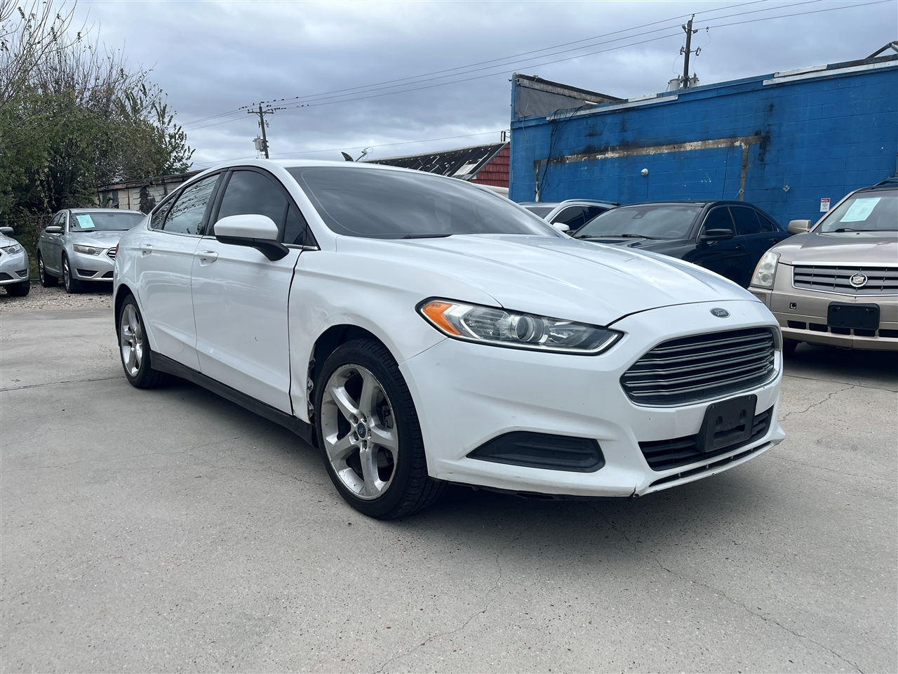 2016 Ford Fusion 4dr Sdn S FWD