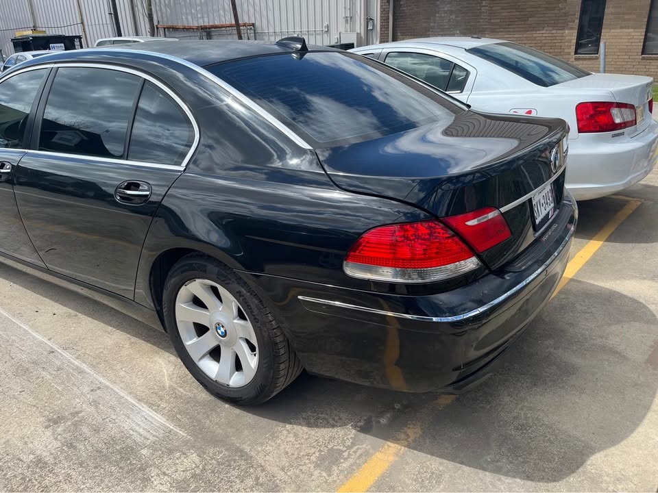 BMW 7-Series  2008