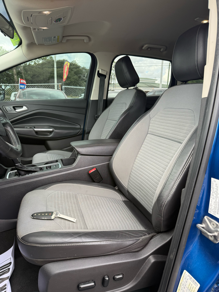 Ford Escape SE FWD 2019 Ford Escape SE FWD 2019
