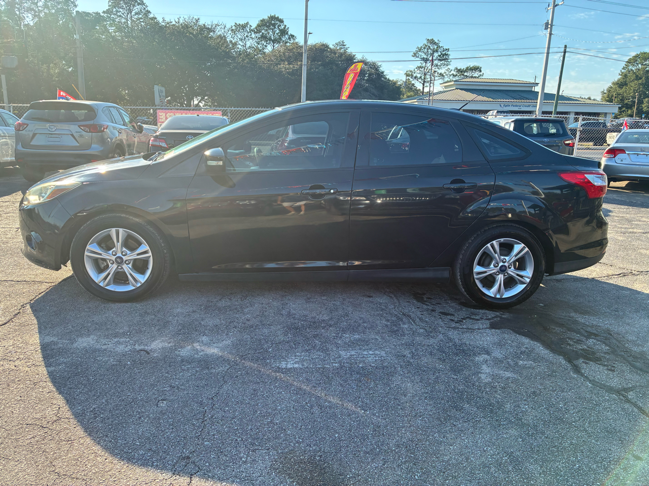 Ford Focus SE Sedan 2014 Ford Focus SE Sedan 2014