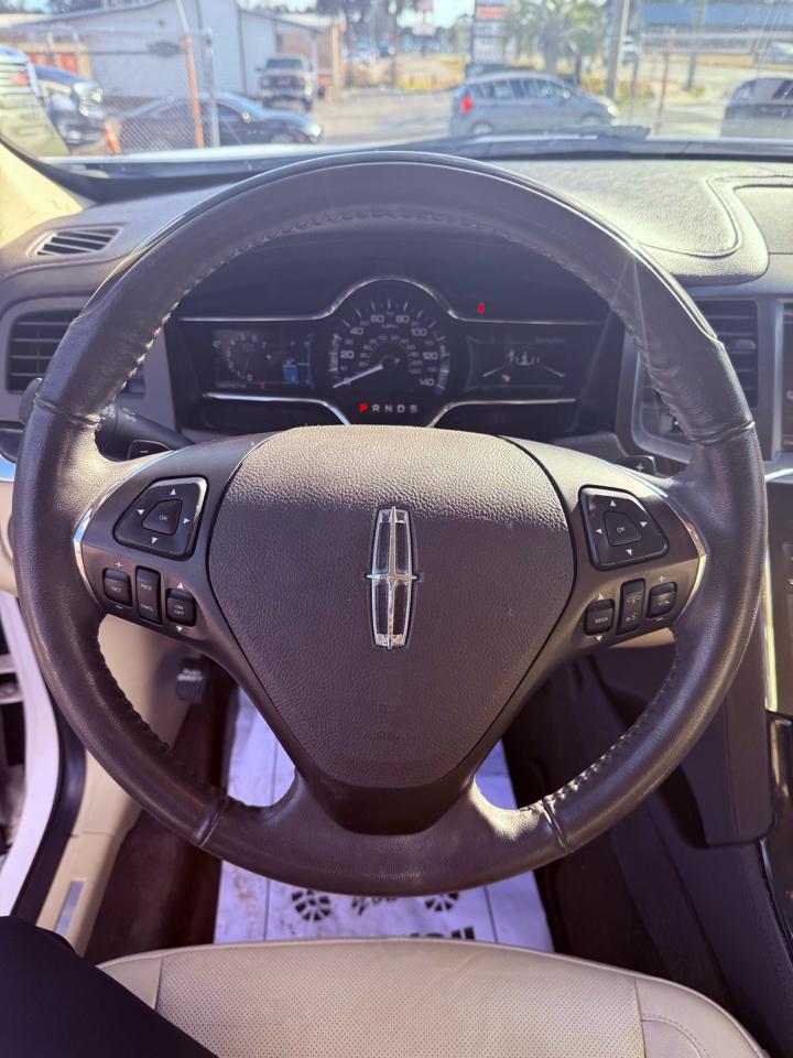 Lincoln MKS FWD 2013