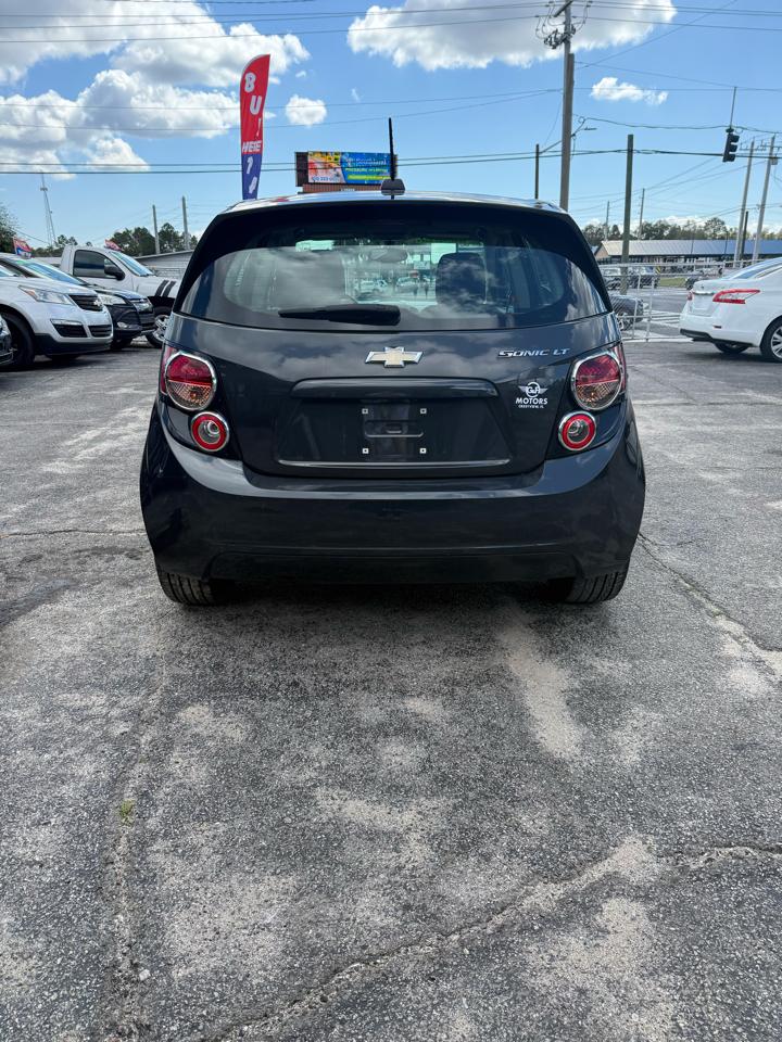 Chevrolet Sonic LT Auto 5-Door 2015