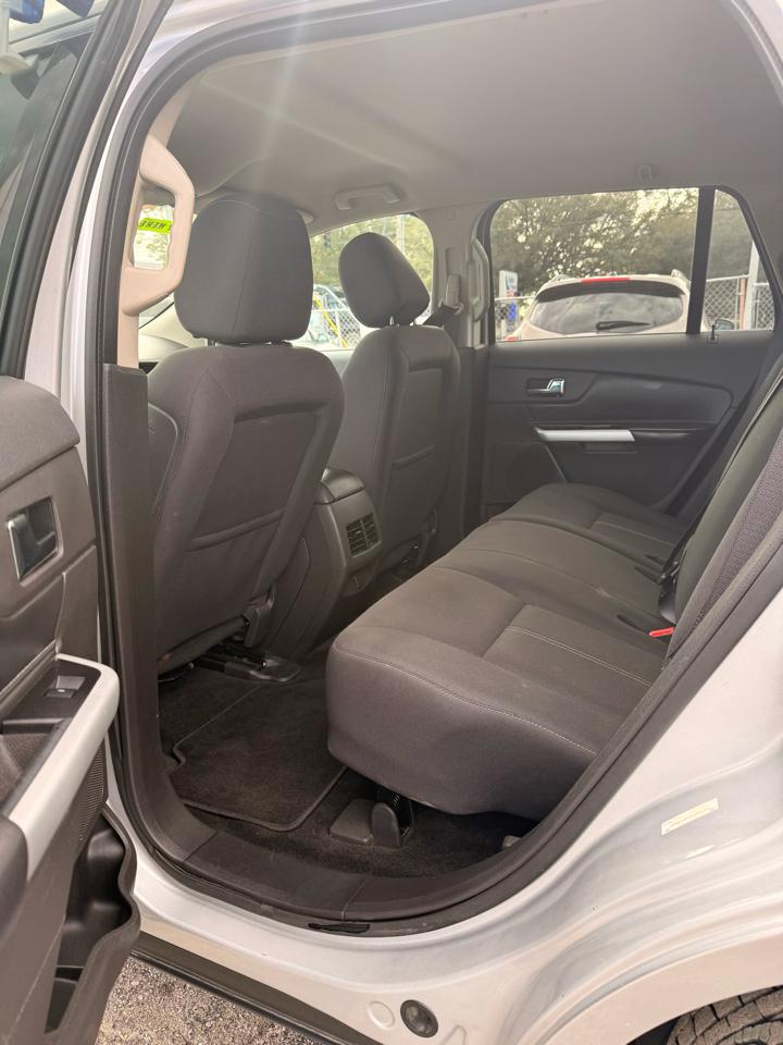 Ford Edge SE FWD 2012
