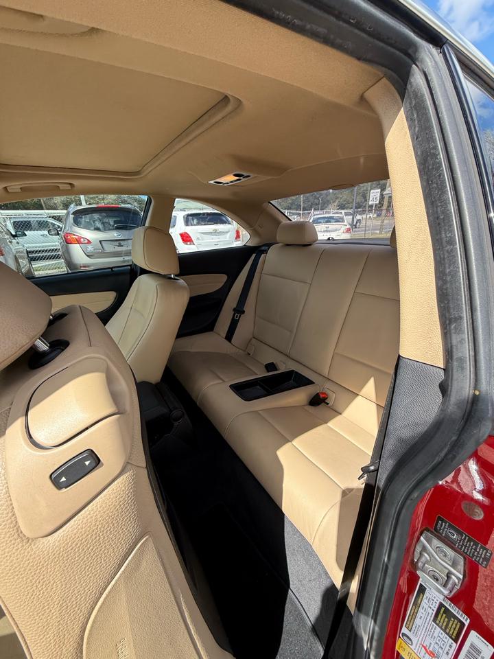 BMW 1-Series 128i Coupe 2012