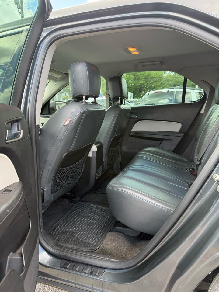 Chevrolet Equinox LS 2WD 2011