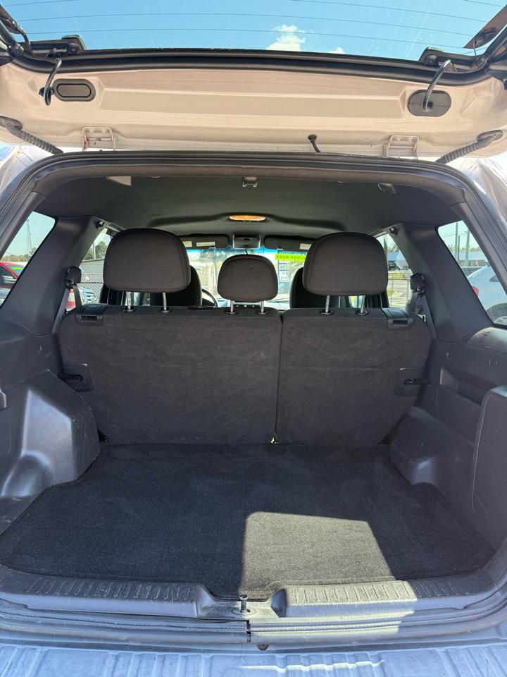 Ford Escape XLT FWD 2011