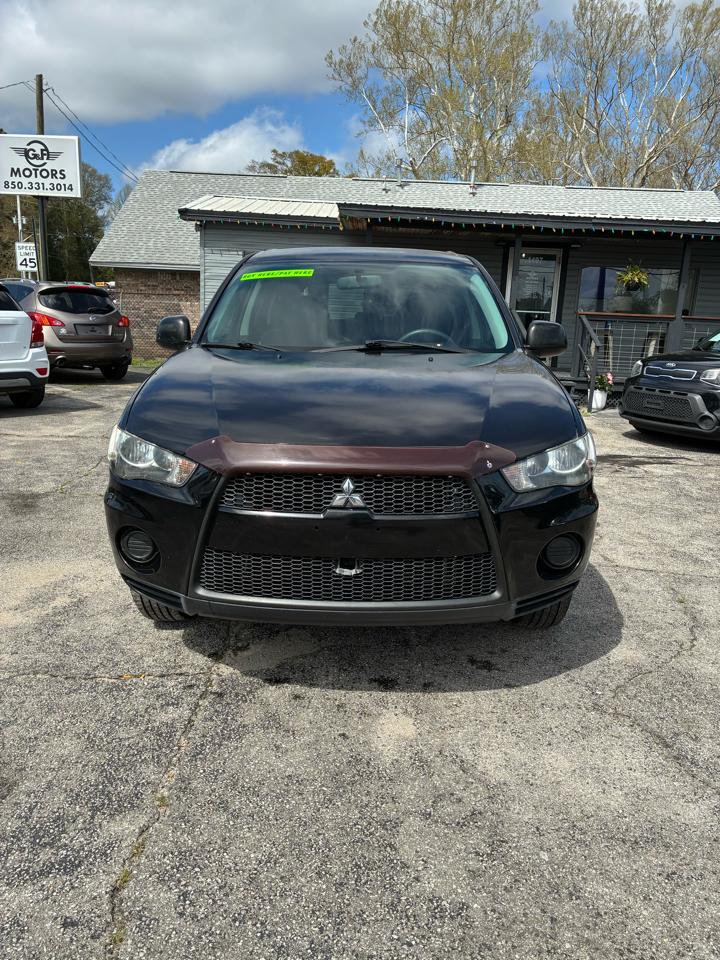 Mitsubishi Outlander ES 2WD 2010