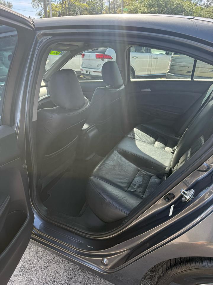 Honda Accord SE Sedan AT 2012