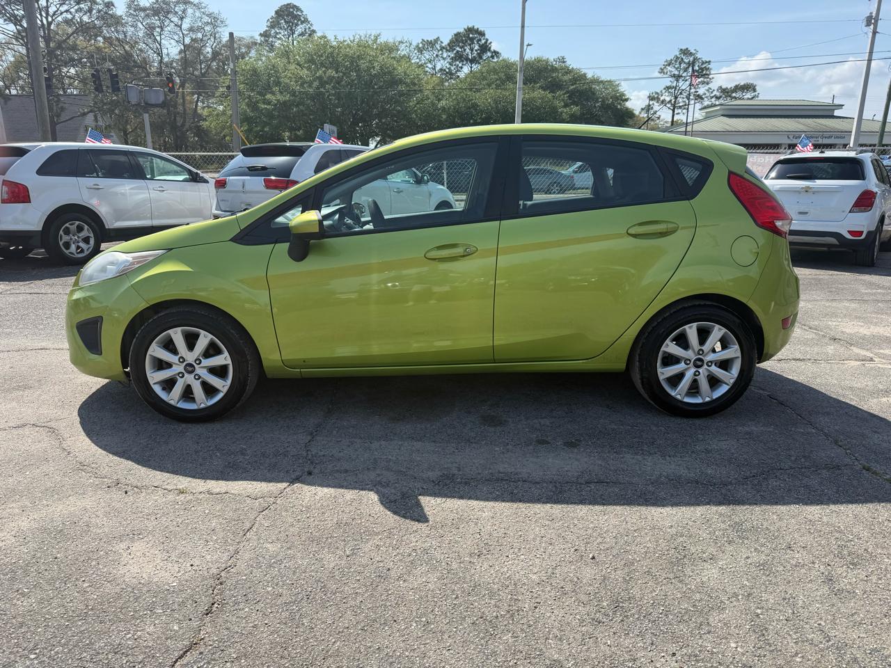 Ford Fiesta SE Hatchback 2011