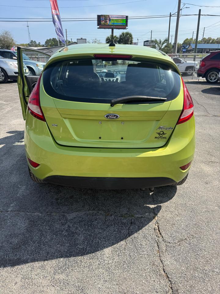 Ford Fiesta SE Hatchback 2011