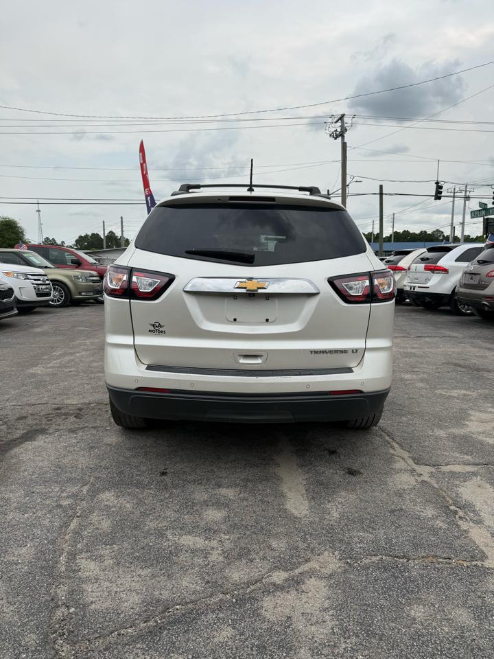 Chevrolet Traverse 1LT FWD 2013
