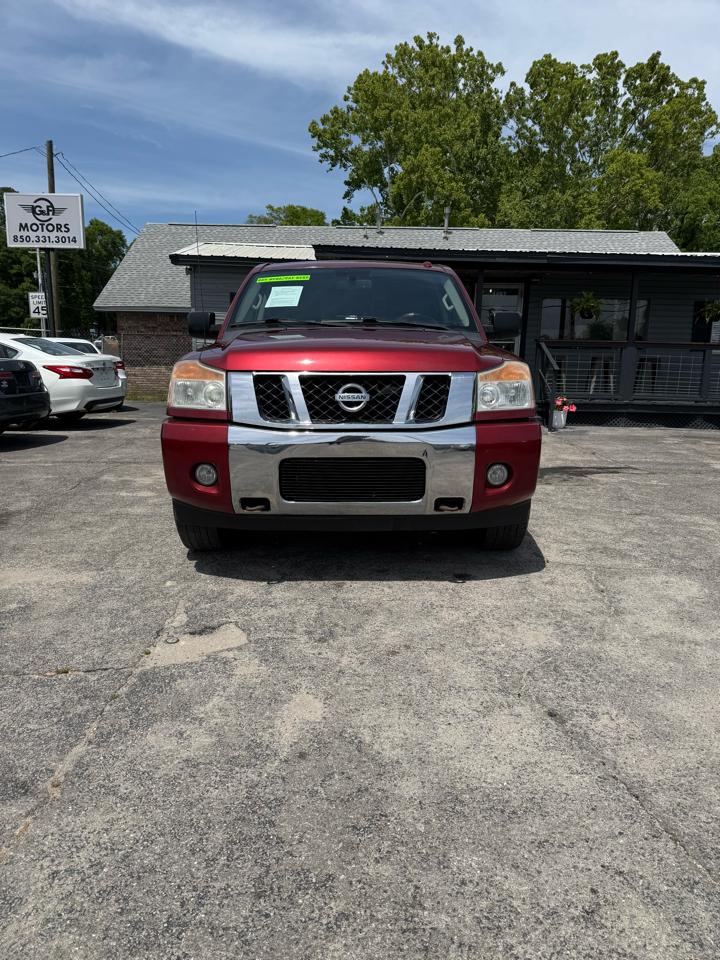 Nissan Titan S Crew Cab 4WD 2013