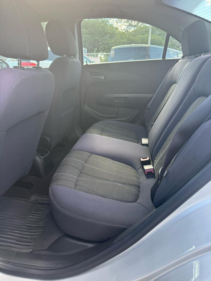 Chevrolet Sonic 2LT Sedan 2012