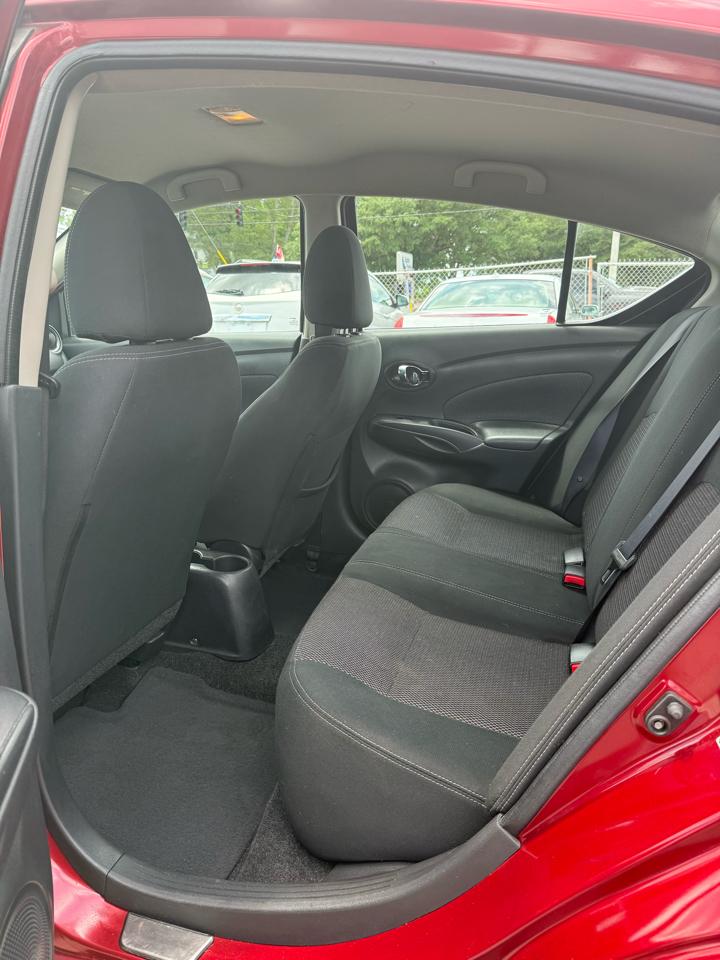 Nissan Versa 1.6 S 5M 2017