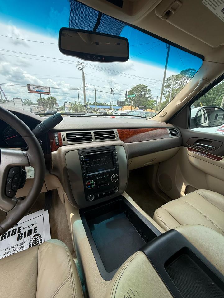 GMC Yukon SLT1 2WD 2011