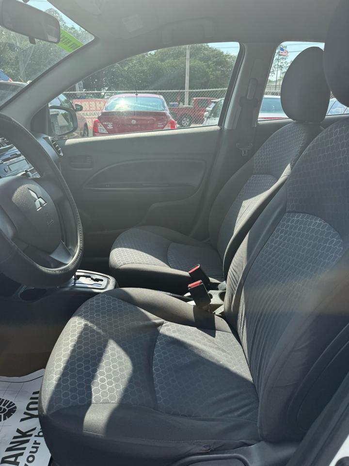Mitsubishi Mirage ES 2014