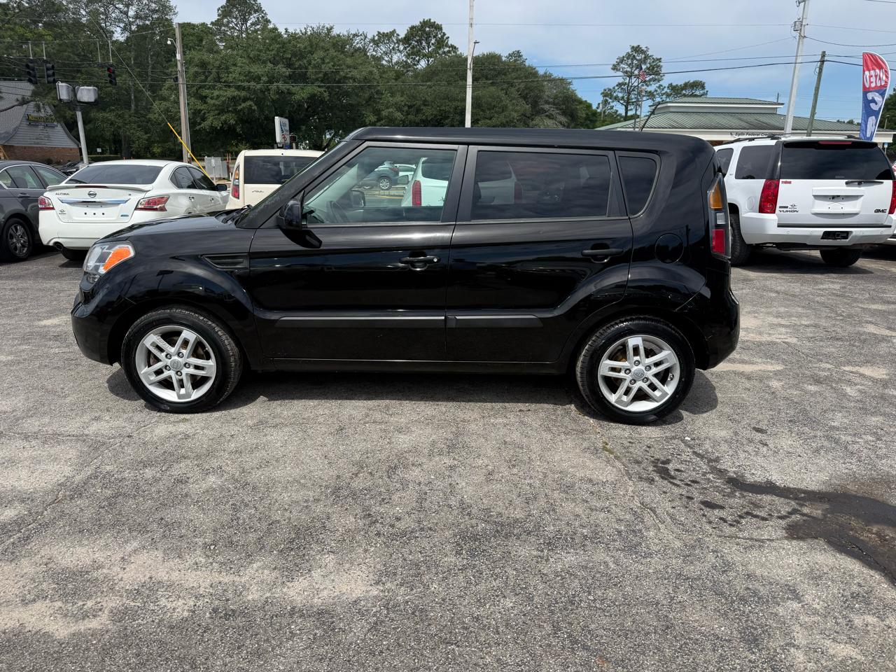 Kia Soul + 2011