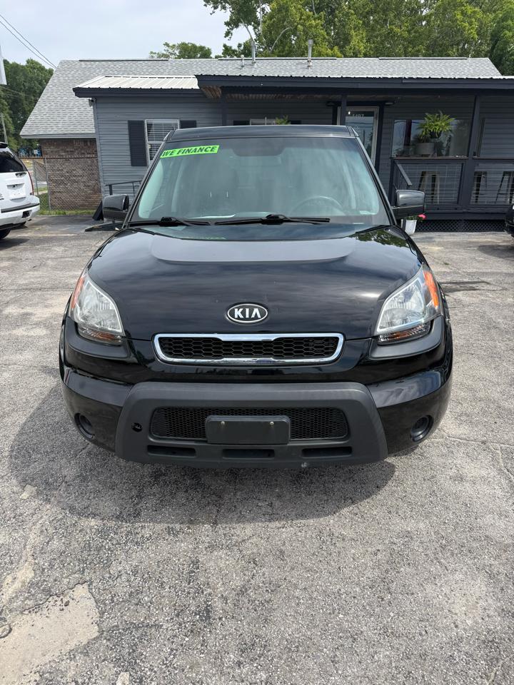 Kia Soul + 2011
