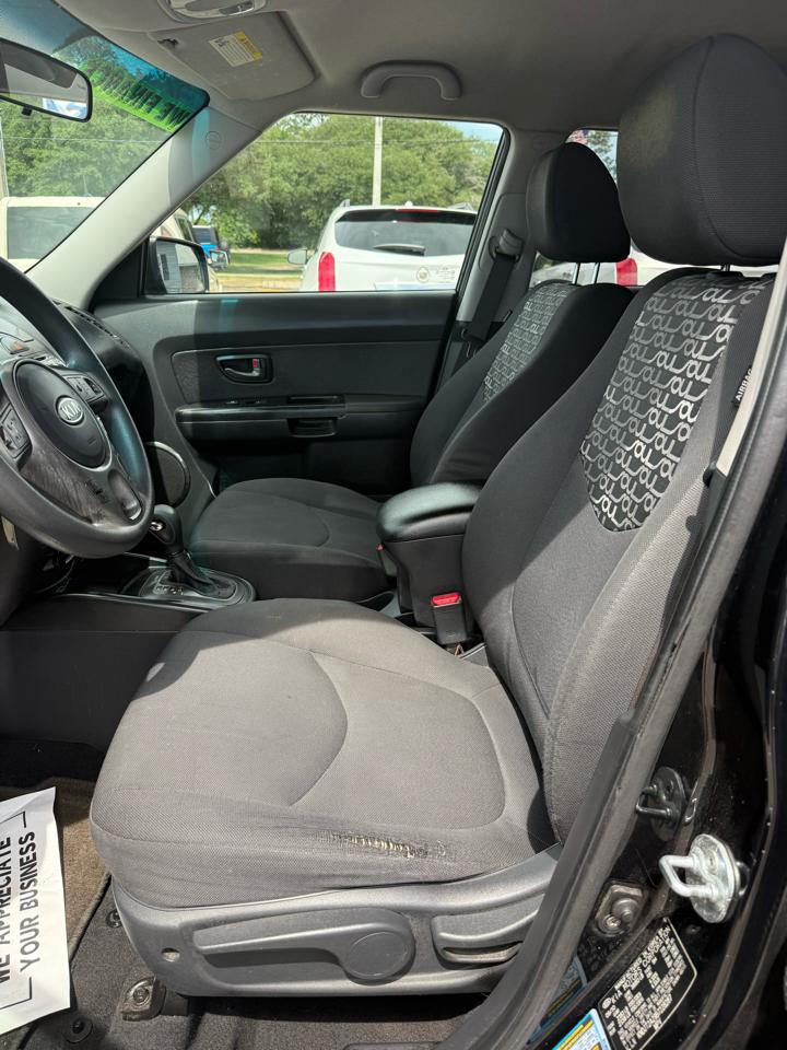 Kia Soul + 2011