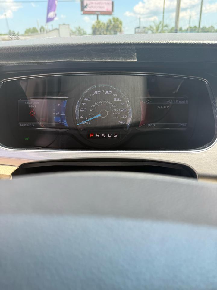 Ford Taurus SEL FWD 2015