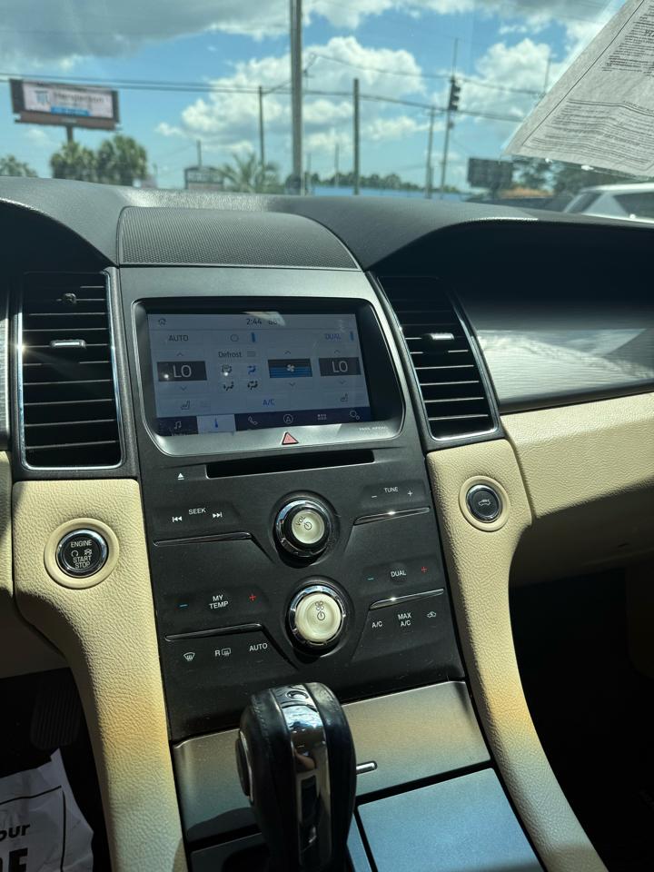 Ford Taurus SEL FWD 2015