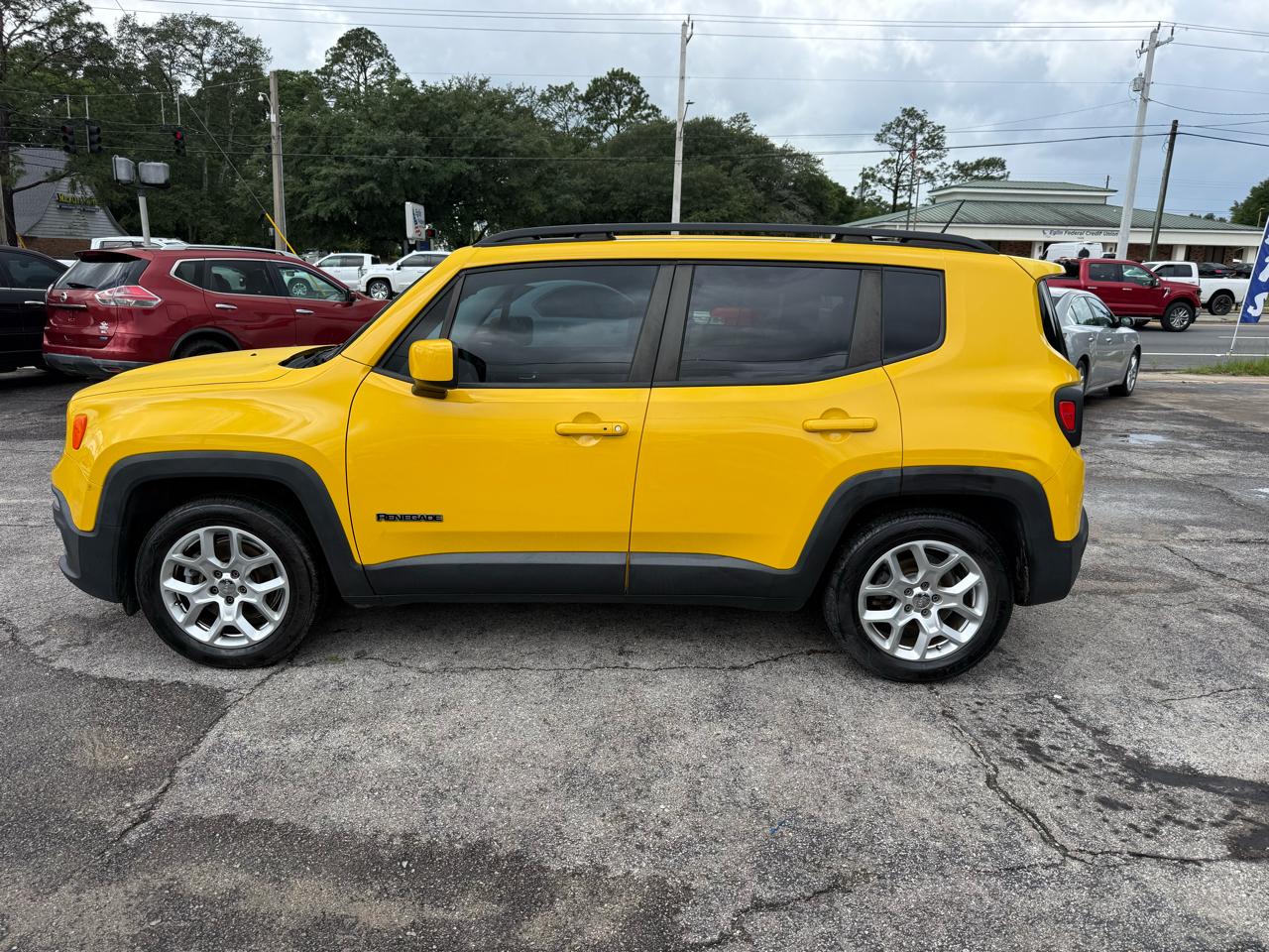 Jeep Renegade Latitude FWD 2015