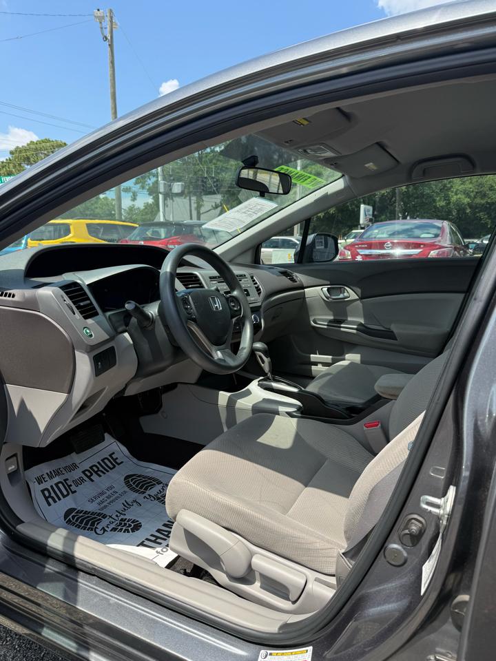 Honda Civic LX Sedan 5-Speed AT 2012