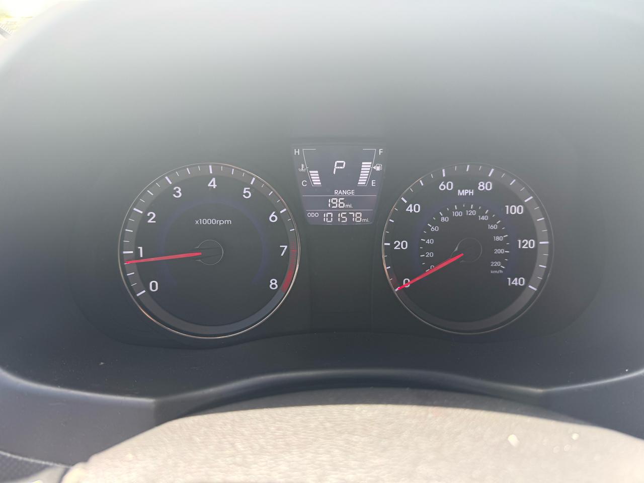 Hyundai Accent GS 5-Door 2012