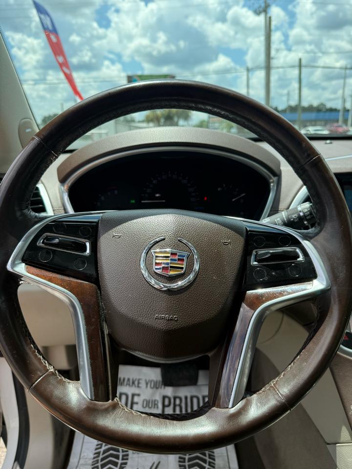 Cadillac SRX Luxury Collection 2013