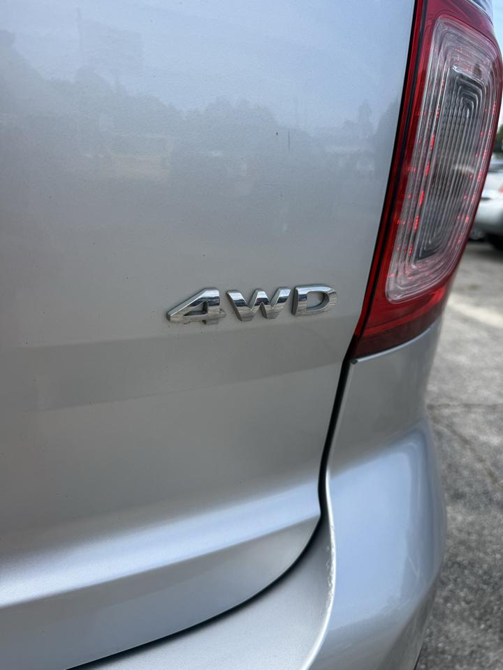 Ford Explorer Limited 4WD 2012