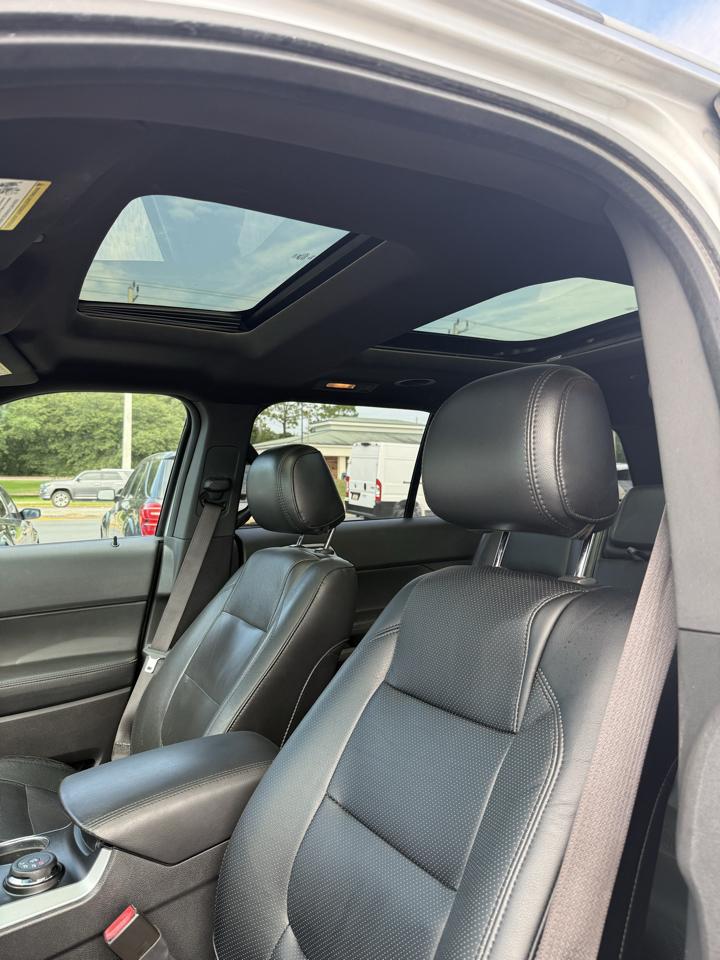 Ford Explorer Limited 4WD 2012