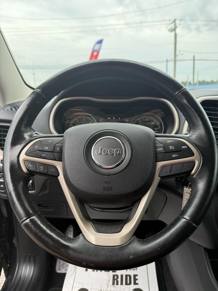 Jeep Cherokee Latitude 4WD 2016