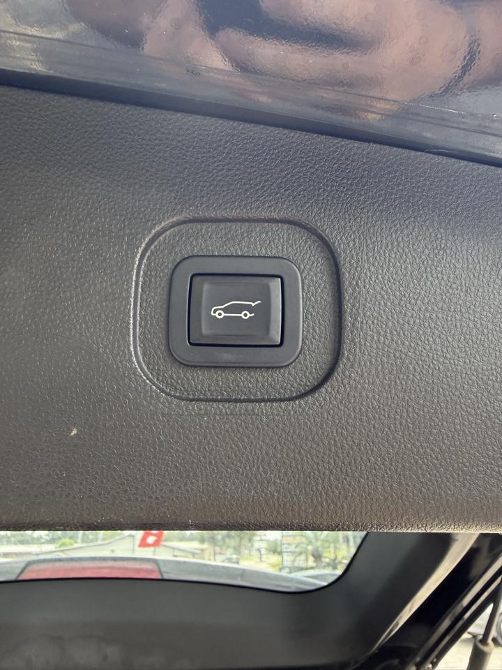 Chevrolet Equinox LTZ 2WD 2012