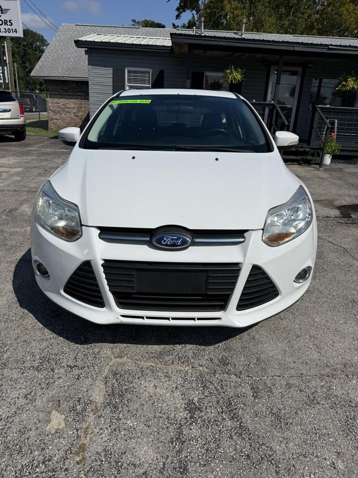 Ford Focus SE Hatch 2014