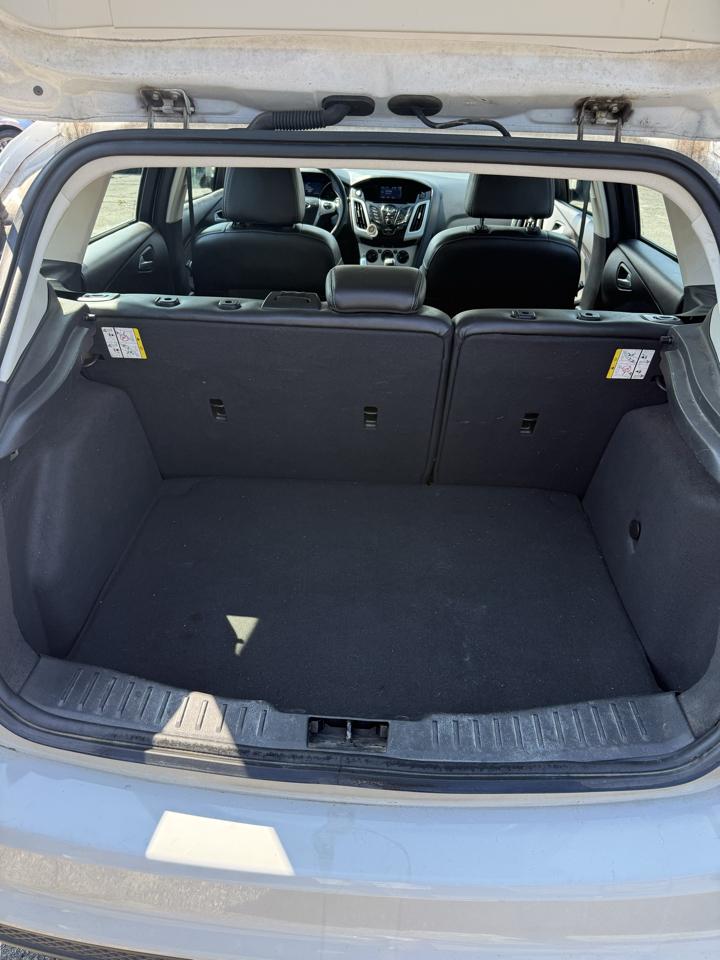 Ford Focus SE Hatch 2014